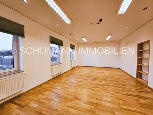 Foto - Modernisierte Bürofläche in grüner Anlage von Sande-Neufeld -Nur 250,00€ Kaltmiete + NK!!-