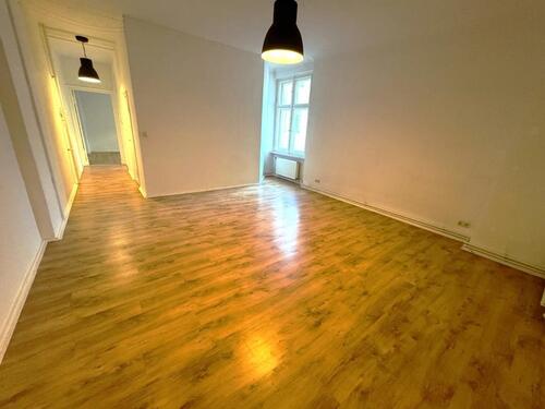 Foto - Großzügig, bezugsfrei, provisionsfrei: 70qm Altbau Prenzl-Berg