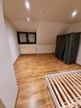 Foto - Einzimmerwohnung - 330,00&nbsp;EUR Kaltmiete, ca.&nbsp; 32,00&nbsp;m&sup2;