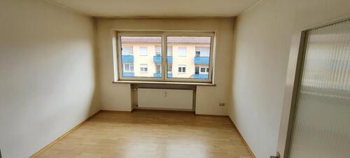Foto - 1 Zimmer Wohnung mit EBK 22QM - 550,00&nbsp;EUR Kaltmiete, ca.&nbsp; 22,00&nbsp;m&sup2;
