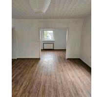 helle 4 Zimmer Wohnung in Weiden zu vermieten - Weiden in der Oberpfalz