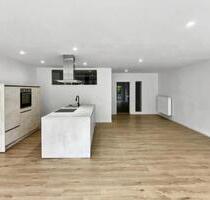 Erstbezug nach Renovierung - 3 Zimmer Wohnung in Lengfeld Würzburg ab Dezember frei