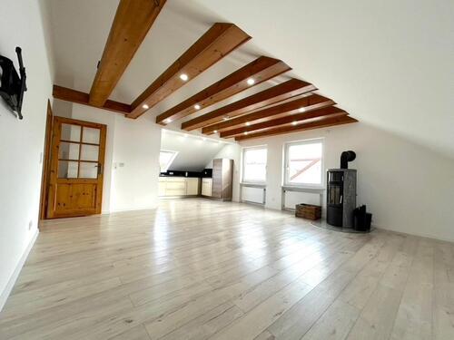 Foto - Helle, charmante 3-Zimmer-Dachgeschosswohnung in Bindlach