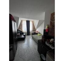 1 Zimmer Wohnung zu vermieten - 360,00&nbsp;EUR Kaltmiete, ca.&nbsp; 30,00&nbsp;m&sup2; in Saarbrücken (PLZ: 66123) Kieselhumes