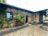 Foto - Einfamilienhaus mit Innenhof, Dachterrasse, Teich & Brunnen