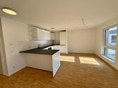 Foto - Moderne 3-Zimmer-Wohnung mit Terrasse und Garten
