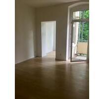 Schöne 2-Zimmer-Wohnung mit Loggia, Abstellraum, EBK und Balkon - Magdeburg Leipziger Straße