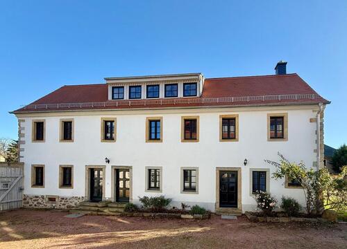 Foto - Modernisiert: Bauernhaus mit 5 Zimmern, EBK, 2 Bäder, Garten