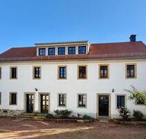 Modernisiert: Bauernhaus mit 5 Zimmern, EBK, 2 Bäder, Garten - Coswig