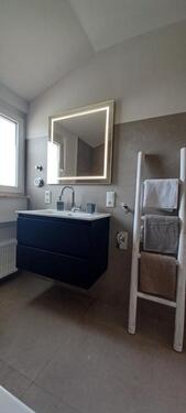 Foto - 3 Zi.-Wohn.im Grünen Stadtrand Hof Tauperlitz ab April 26