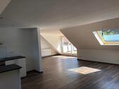 Foto - 3,5-Zimmer-Dachgeschosswohnung mit Südbalkon in ruhiger Lage