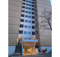 3 Zi. Wohnung, 86 qm, Renoviert, Nolte Küche, TG-Stpl. ab August - Neu-Ulm Ludwigsfeld
