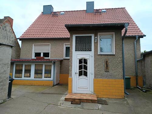 Foto - Einfamilienhaus - 150.000,00&nbsp;EUR Kaufpreis, ca.&nbsp; 130,00&nbsp;m&sup2;