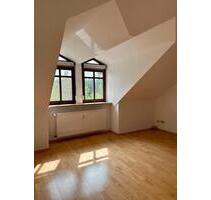 Gemütliche 2,5-Zimmer-Wohnung mit Balkon und 2 TG-Parkplätzen - Schwabach