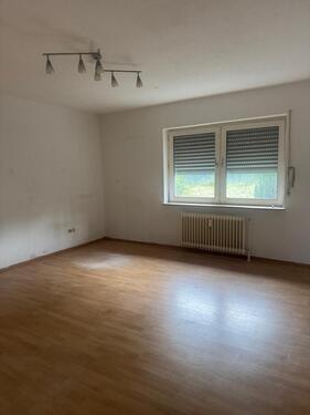 Foto - 3-Zimmer EG Wohnung in Lage zu Vermieten (WBS benötigt)