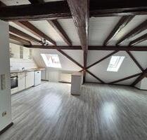 Wohnung frei ab 15.05.2026 - 980,00&nbsp;EUR Kaltmiete, ca.&nbsp; 90,00&nbsp;m&sup2; in Gernsheim (PLZ: 64579)