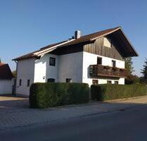 Zu vermieten: Helle 3-Zimmer-Wohnung mit Balkon in zentraler Lage - Pfarrkirchen