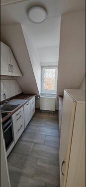 Foto - Helle 2-Zimmer-Dachgeschosswohnung – frisch saniert