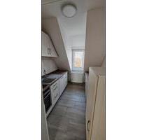 Helle 2-Zimmer-Dachgeschosswohnung – frisch saniert - Groitzsch