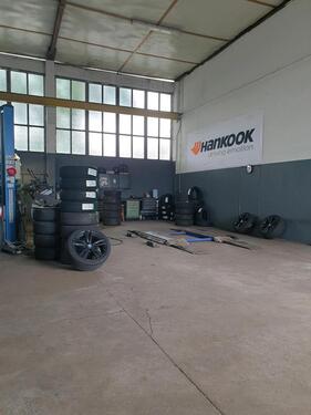 Foto - Reifenservice Reifenhandel abzugeben