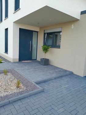 Foto - Einfamilienhaus – Baujahr 2022 – Doppelgarage