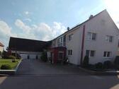 Foto - Ehemaliges landwirtschaftliches Anwesen mit 2 Familienhaus