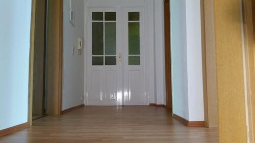 Foto - Schöne 3-Zimmer-Altbauwohnung im Erdgeschoß