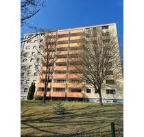 Helle Zweizimmerwohnung mit Einbauküche und Stellplatz - Nürnberg Gebersdorf