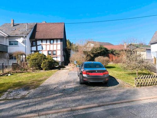 Foto - Einfamilienhaus zu vermieten - 750,00&nbsp;EUR Kaltmiete, ca.&nbsp; 110,00&nbsp;m&sup2;