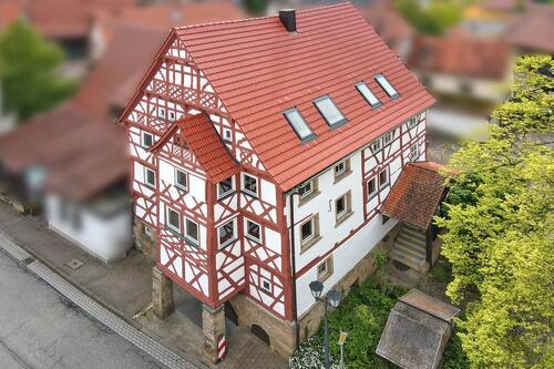 Foto - Gemütliche 2,5-Zimmer-Wohnung im modernisierten Baudenkmal