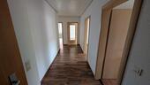 Foto - 3 Zimmer, Küche, Bad, Balkon, Wintergarten, Keller und Garage
