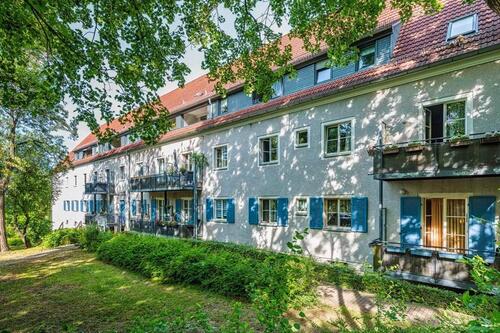 Foto - Schöne 2 Raum Wohnung in Ruhiger Lage zuzüglich eines Stellplatzes ab Juni zu vermieten! Der Stellplatz ist separat anzumieten!