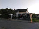 Foto - EinfamilienhausBungalow mit zwei angrenzenden Baugrundstücken