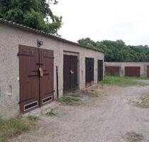 17091 Tützpatz: einfache Garage mit Strom für 22,50 € mtl. - Rosenow