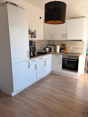 Foto - Attraktive 2,5 Zimmerwohnung mit EBK, Dachterrasse, Ortskern