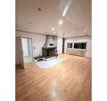 4 Zimmer - Wohnung + Küche Bad in Fernwald Steinbach