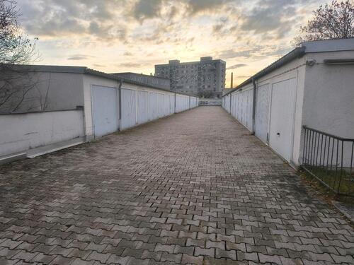 Foto - Reihengarage - 120,00&nbsp;EUR Miete,