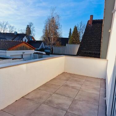Foto - 2,5 Dachwohnung - 900,00 EUR Kaltmiete,