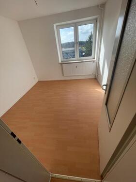 Foto - 4 Raumwohnung mit Einbauküche - 360,00&nbsp;EUR Kaltmiete, ca.&nbsp; 83,00&nbsp;m&sup2;