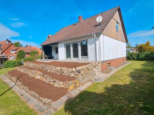 Foto - HAUS ZUM SCHNÄPPCHENPREIS Freistehendes Vollkeller EFH +Dachboden