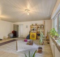 Lichtdurchflutete 2-Zimmer-Einliegerwohnung mit Terrasse in Metzkausen - Mettmann