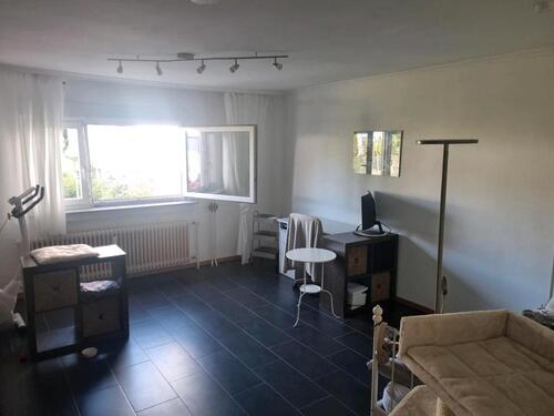 Foto - 1-Zimmer-Wohnung, separate EBK in 60388 Frankfurt zu vermieten