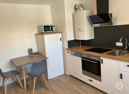 Foto - Komplett sanierte 1,5-Zimmer-Wohnung mit sehr hoher Rendite