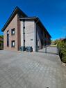 Foto - Moderne Reihenwohnung mit Terrasse! 3 ZKB, Gäste-WC und EBK! PKW-Stellplatz!