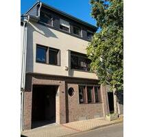 Einfamilienhaus mit vielen Möglichkeiten in Alsdorf Hoengen