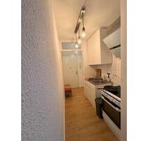 Möblierte 1,5-Zimmer-Wohnung mit Balkon – 12109 Berlin