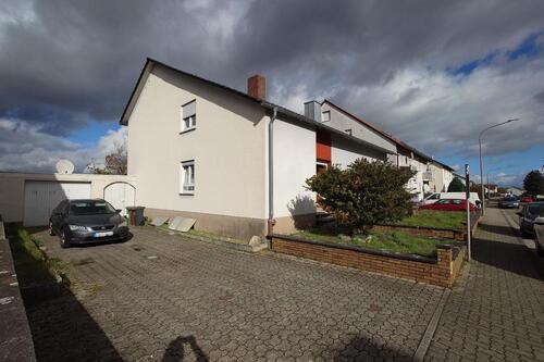 Foto - Ein- Zweifamilienhaus mit Garten und herrlicher Aussicht