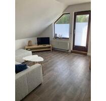 Möblierte Wohnung mit Balkon - 670,00 EUR Kaltmiete, ca.  68,00 m² in Erfurt (PLZ: 99094) Hochheim