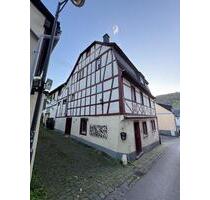 Mehrfamilienhaus mit 3 Wohnungen in Enkirch - Hahn