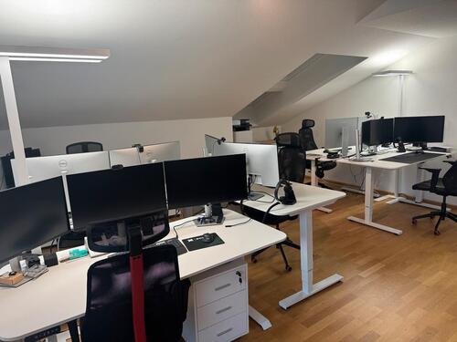 Foto - Moderne Büroetage in ruhiger Lage